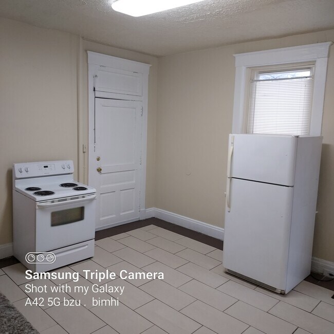 Appliances - 107 Valencia St Unit 107 Valencia Apt 1