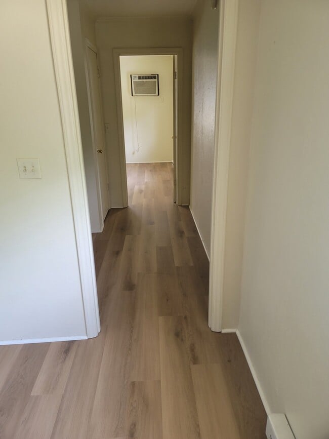 Photo - 420 Crout Rd Unit B