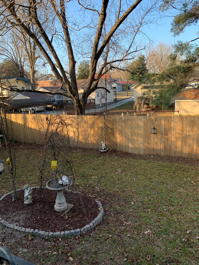 Photo - 608 Jackson St