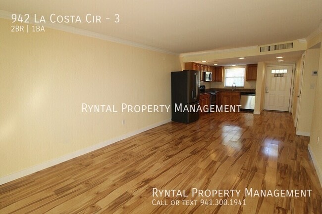 Photo - 942 La Costa Cir Unit 3