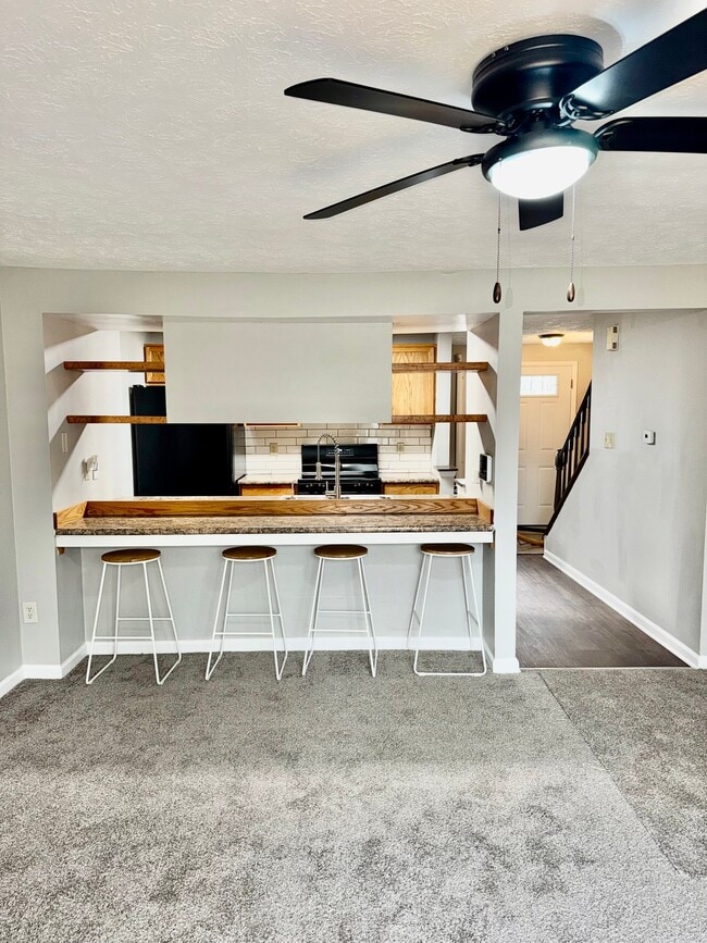 Photo - 6813 Cross Key Dr