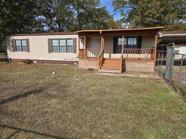 Building Photo - 301 SE 3rd St