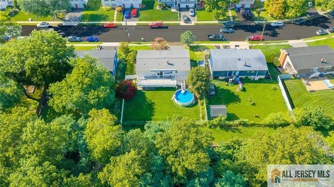 14 Harmon Rd