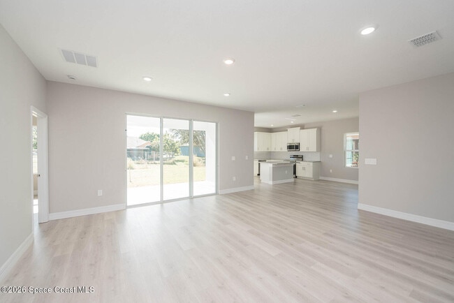 Photo - 1106 Homer St NW