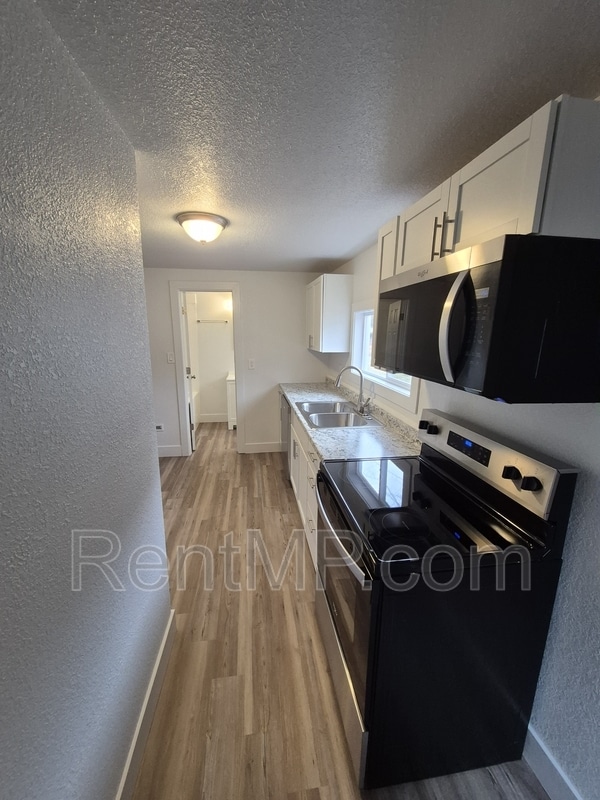 Photo - 1012 S Lansing St