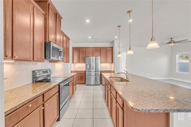 Photo - 303 August Fern Loop