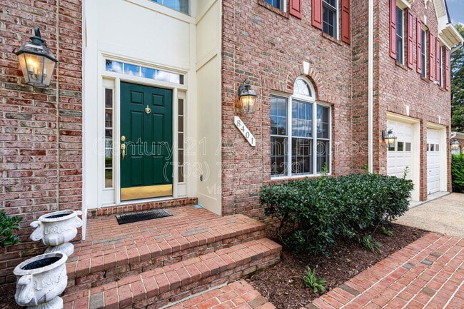 Photo - 8401 Tysons Trace Ct