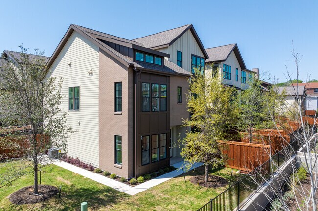 Photo - Rosemark Woodland Townhome Community