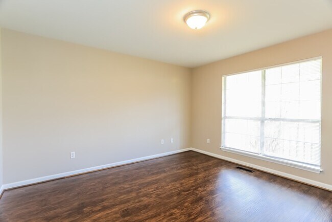 Photo - 333 Quail Hollow Rd