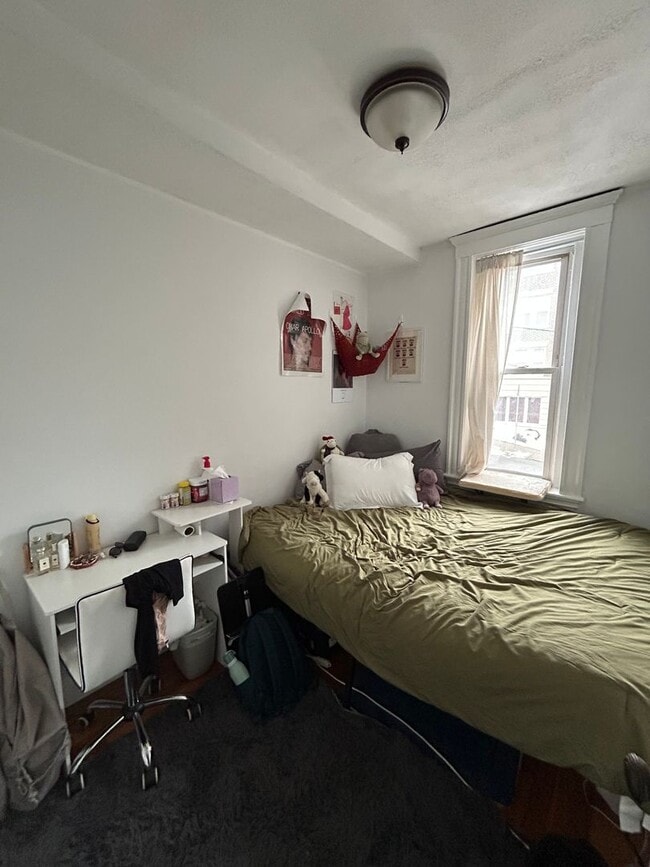 Photo - Don't miss out on this amazing deal!