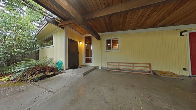 3 Bedroom House ~ Close to Campus - 3 Bedroom House ~ Close to Campus