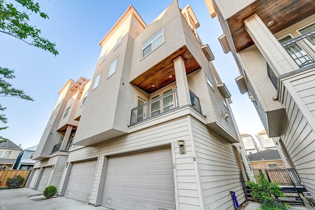 Building Photo - 1325 W 24th St Unit D