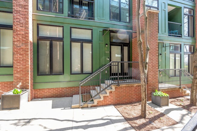 622 W Main St Unit 103