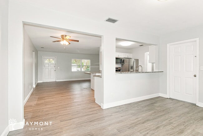 1406 Eden Dr