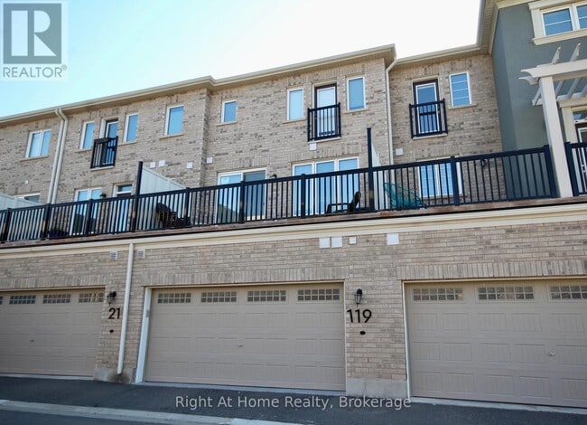 Photo - 119 Stork St