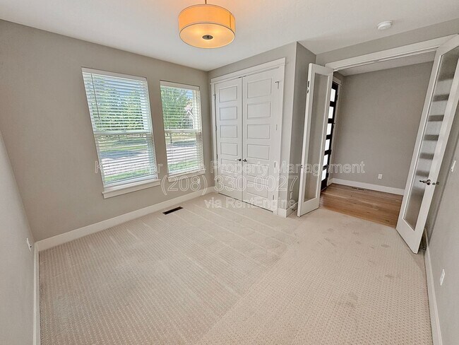 Photo - 2784 S Trailwood Way