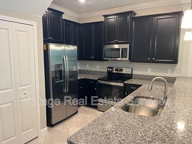 Photo - 1712 Roseville St