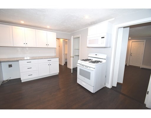 Building Photo - 20 Cameron St Unit 303