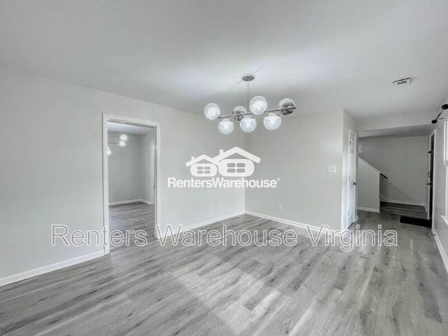 Photo - 835 Deer Path Trail