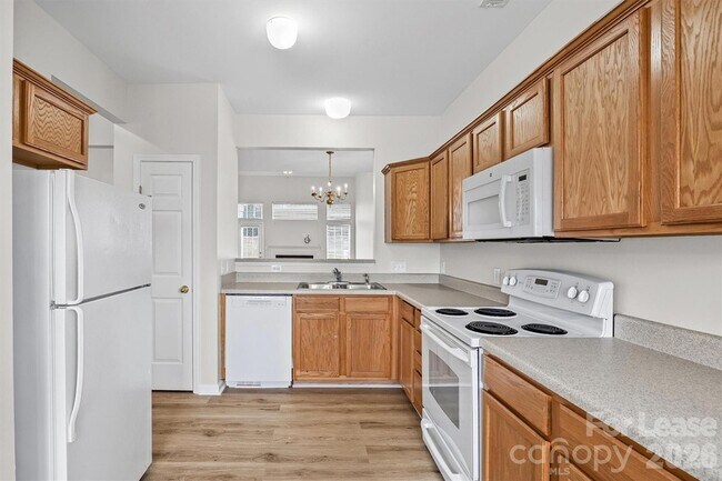 Photo - 616 Bayou Cir