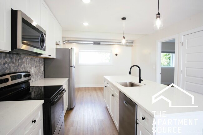 Photo - 260 Lake St Unit 2E