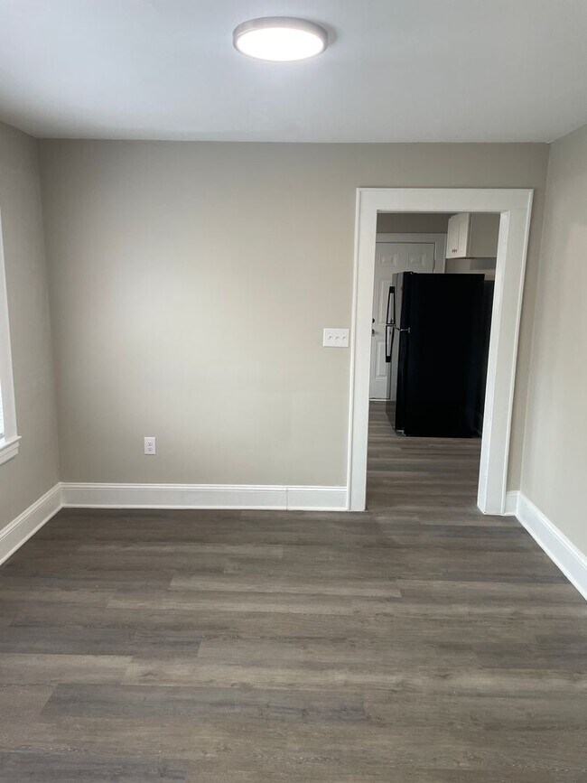 Photo - 207 Clayton St