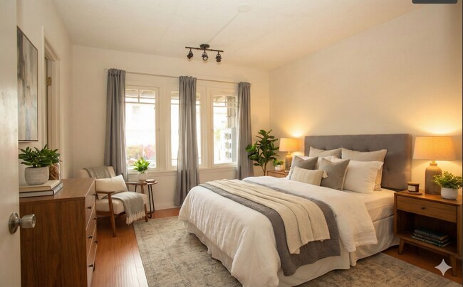 Photo - 1238 N Gardner St Unit #1238