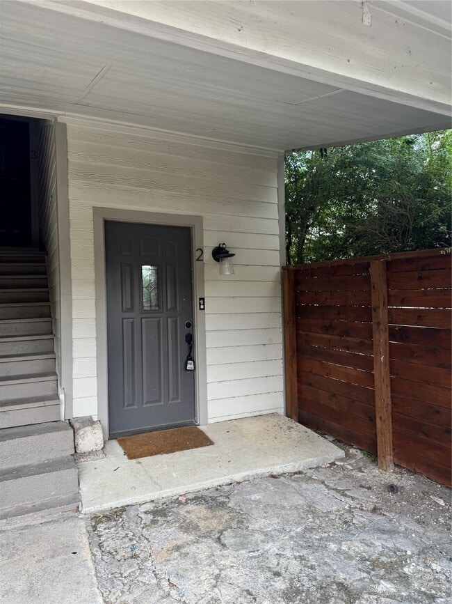 Photo - 4630 Woodside St Unit 2