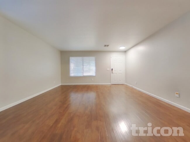 Photo - 1462 S 220th Ln