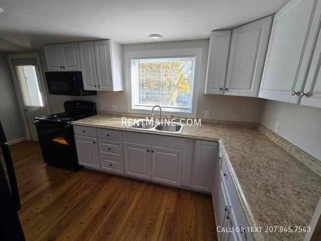 Photo - 199 N Main St Unidad 2