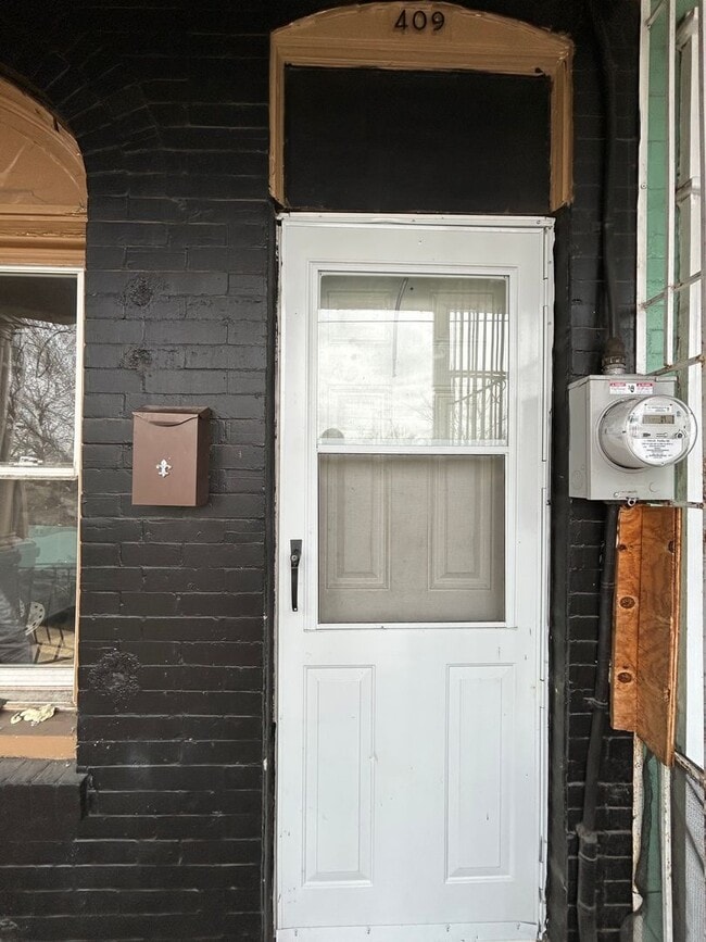 Photo - 409 Winslow St