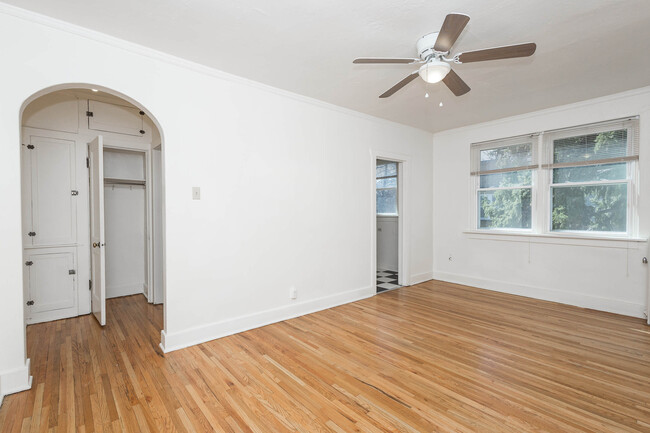 Building Photo - The Houston Rental