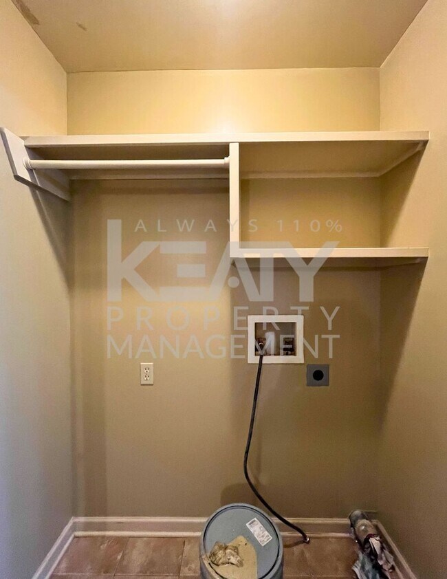 Photo - 109 Country Ln Unit A