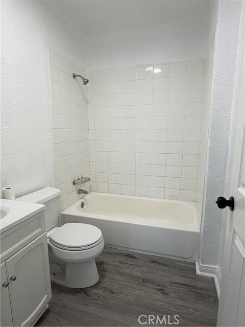 Photo - 304 W Cedar St
