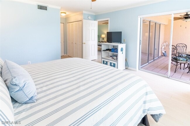 Building Photo - 774 Wiggins Lake Dr Unit 106