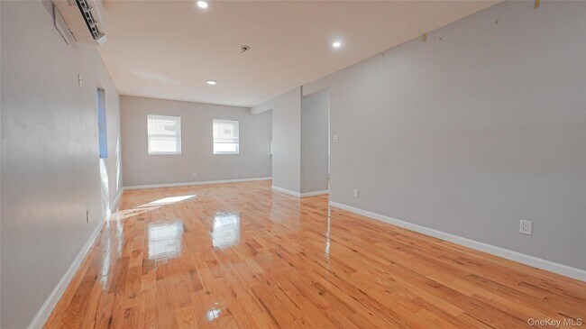 Photo - 436 E 5th St Unit FL 2