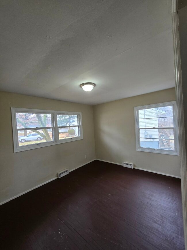 Photo - 238 Estridge Rd