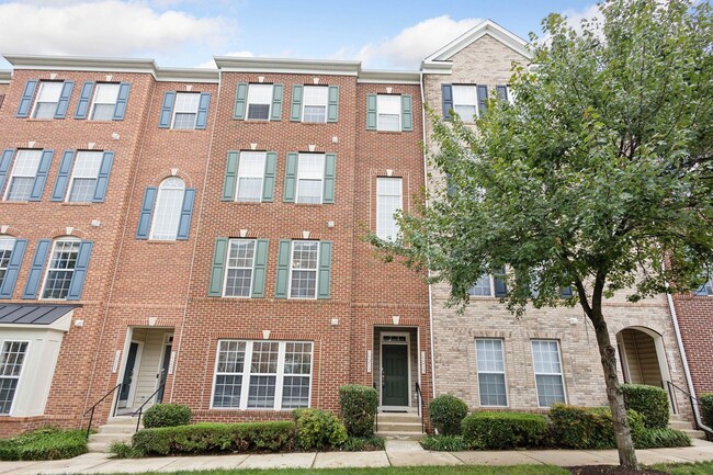 Stunning 2 bed 2.5 bath 2-story condo/town... - Stunning 2 bed 2.5 bath 2-story condo/town...