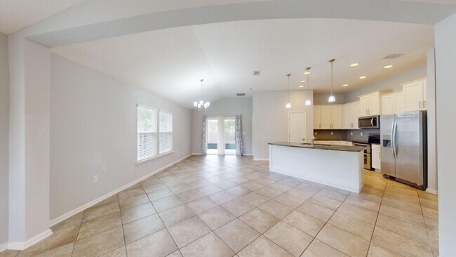 Photo - Beautiful 3 bedroom home for rent in Samar...
