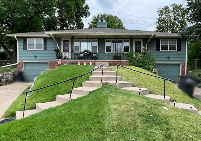 Building Photo - 7434 Pasadena Cir Rental