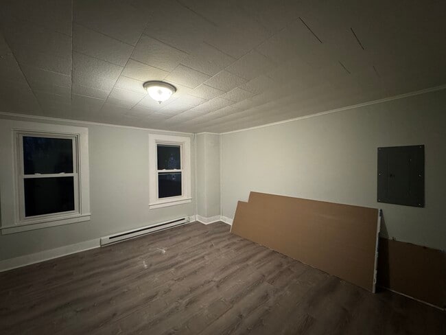 Photo - 84 W Main St Unit B