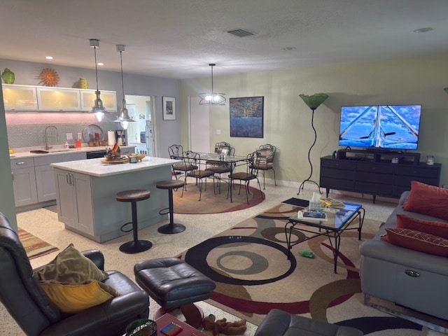 Photo - 4921 Hyacinth Way S