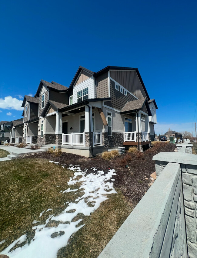 Photo - 5613 Coastal Ridge Ln Townhome