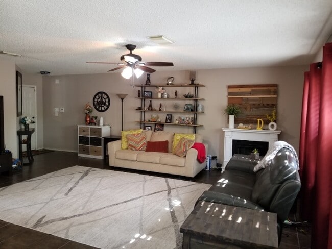 Photo - 8311 Border Ridge Dr