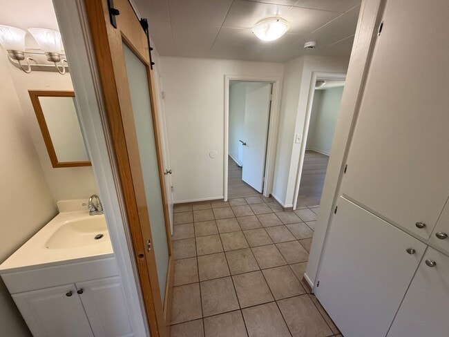 Photo - gb12th Unit 1143