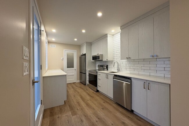 Photo - 284 Turgeon St