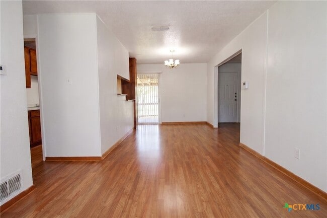 Photo - 2603 Mountain Ave