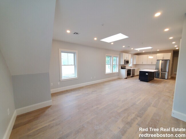51 Fairbanks St Unidad 3