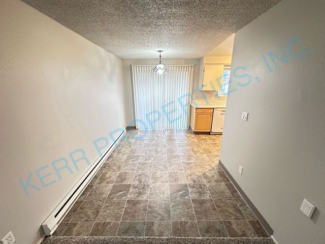 Photo - Charming 2-Bed Retreat with 875 Sq Ft of Comfort in Troutdale!