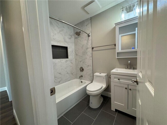 Photo - 2772 Spring Creek Pl SE